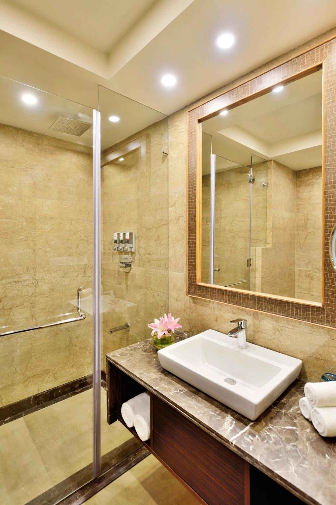 Four Points By Sheraton Srinagar Экстерьер фото
